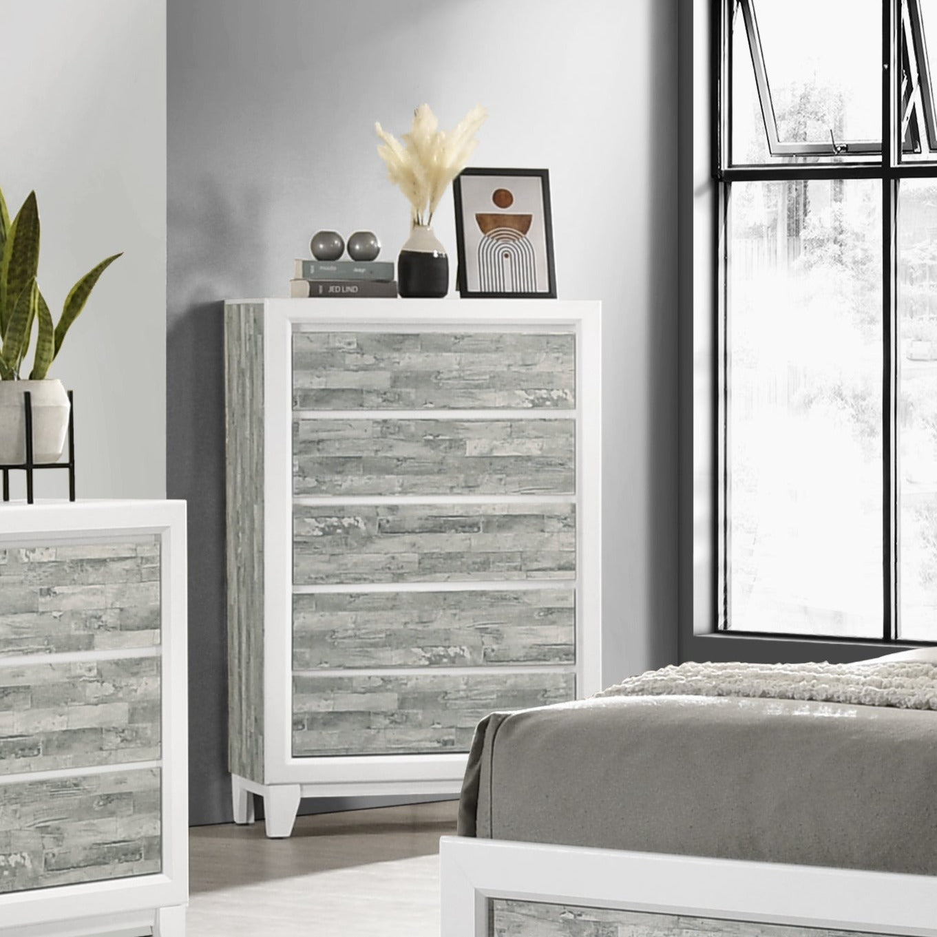 ARCTIC Chest Gray/White