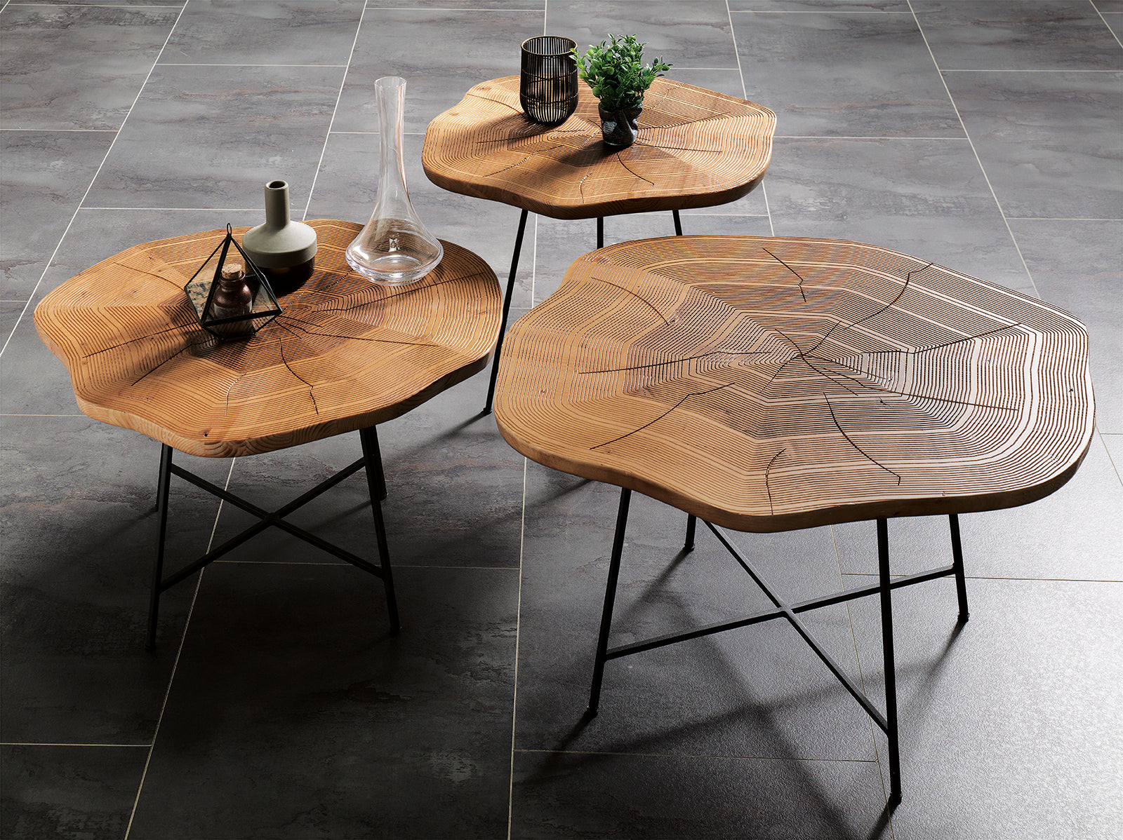 WOODY Side Table Small Walnut