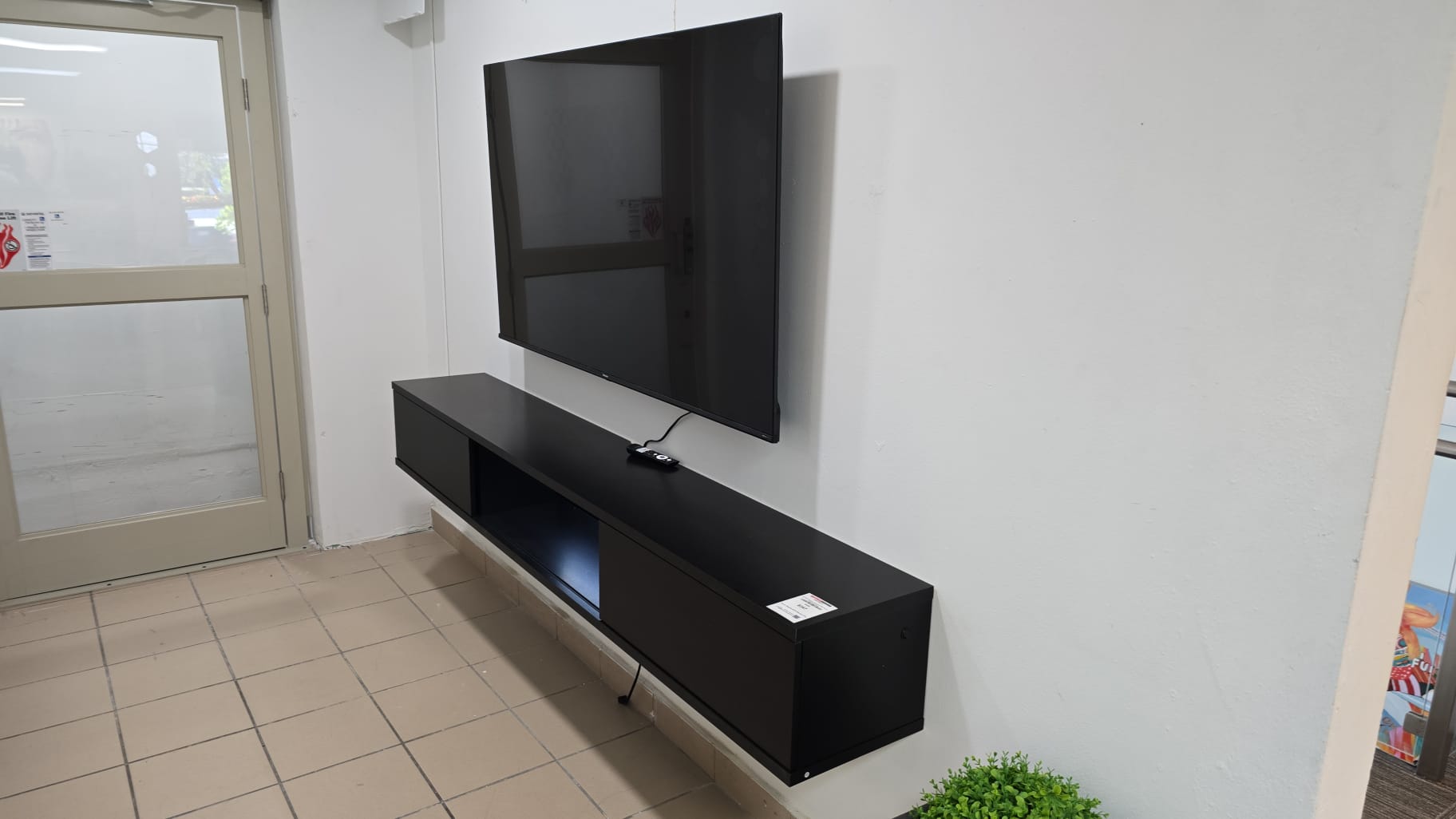 ASTORIA Hanging Console 2.2 (86.6"W) w/LED UV Wood Grain Black