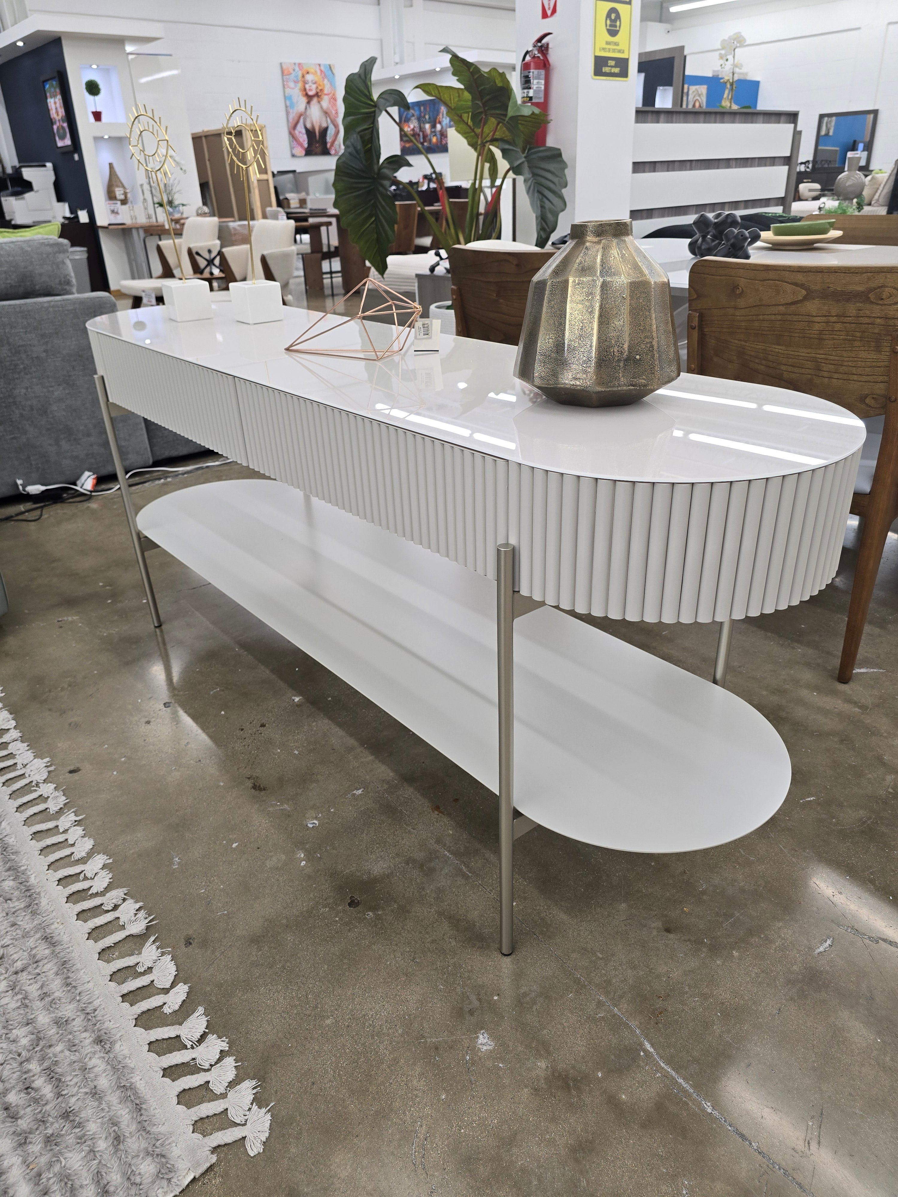 124302 LINE Sideboard 70.9" (1.8m) Off White/Champagne