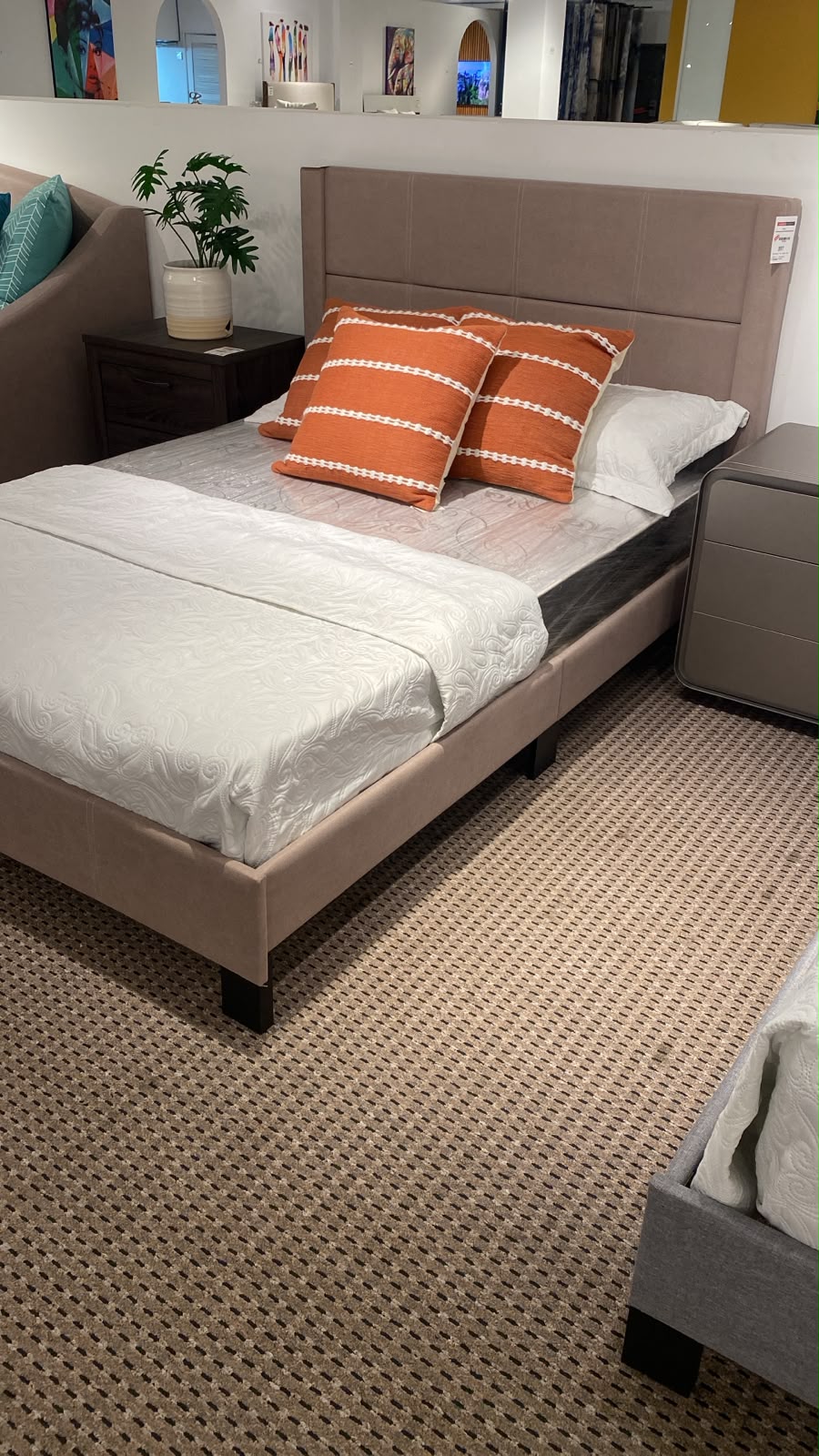 SY208 Full Bed FG33100-02 Light Brown Fabric