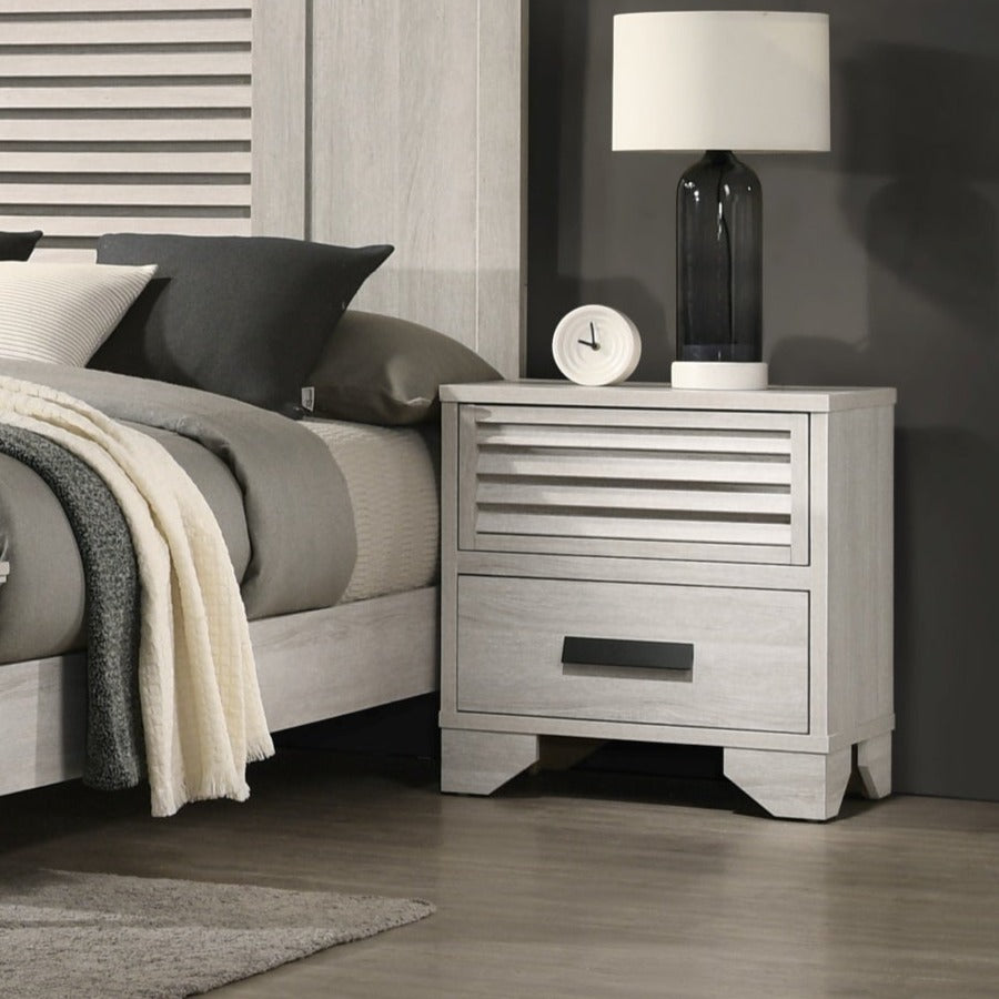 B4740-2 SARTER Nightstand White Wash