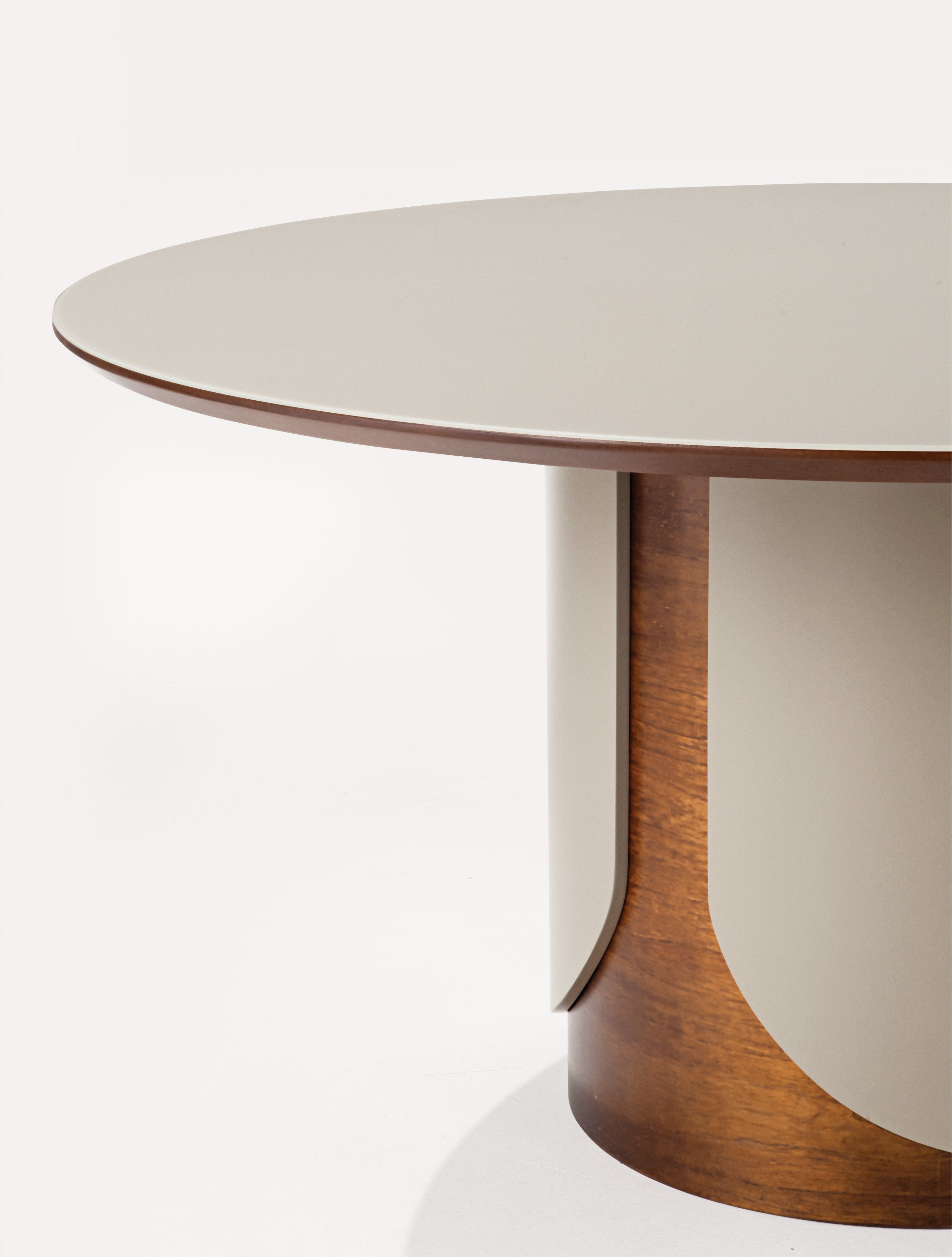 MSA1218 CORA Dining Table Round 59" Dia. Imbuia/Fendi Detail/Glass Top Fendi