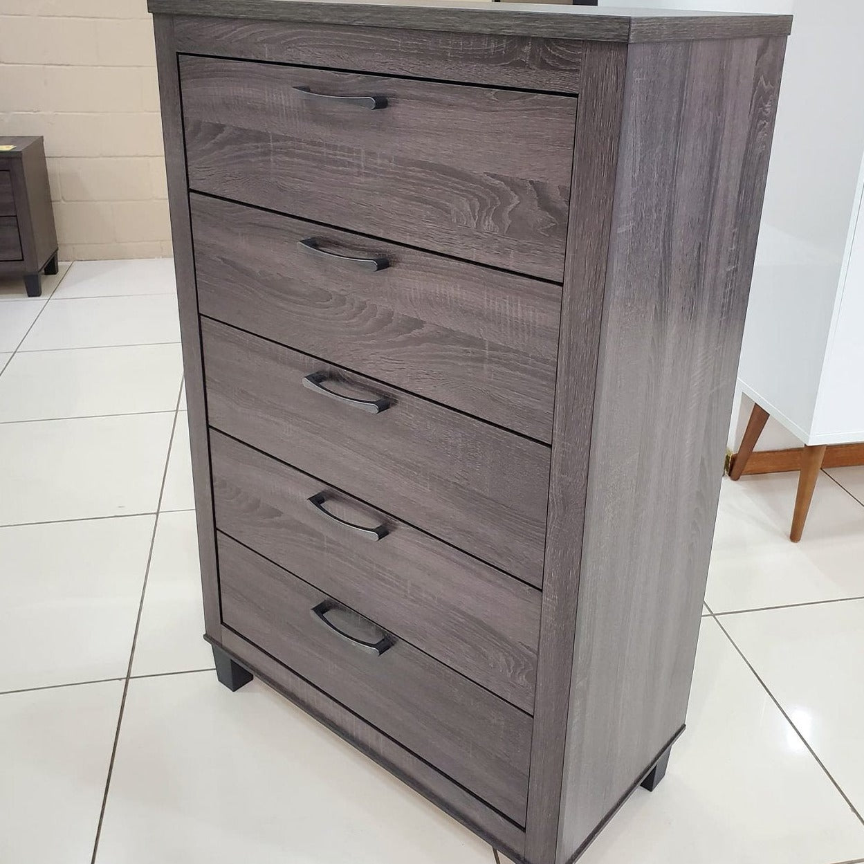 B051 - 5 Drawer Chest - 45670